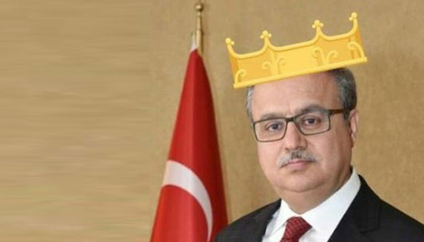 Mersin Valisini kral ilan ettiler