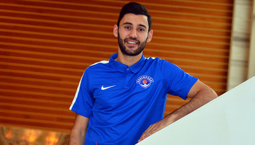 Veysel Sarı: Futbol bilincin yoksa Etoonun arkasında kalırsın