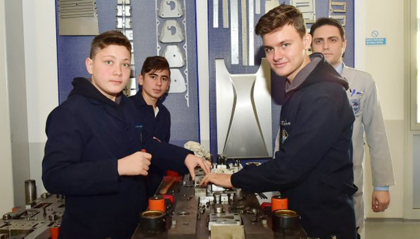 2018’de 100 yeni teknik kolej açılacak