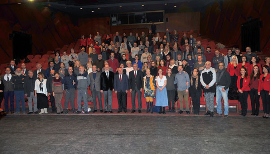 Sanatta öncelik Birlik’