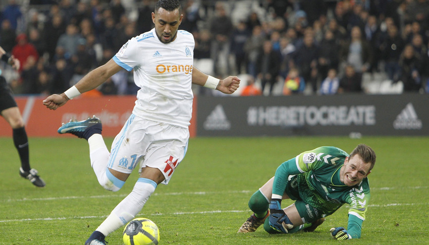 Payet kaleciyi sakatladı