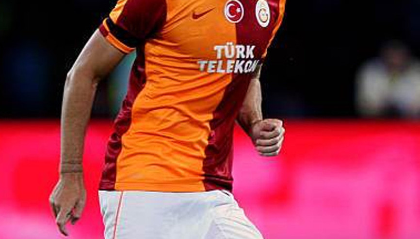 Futbolu bıraktığı duyurdu