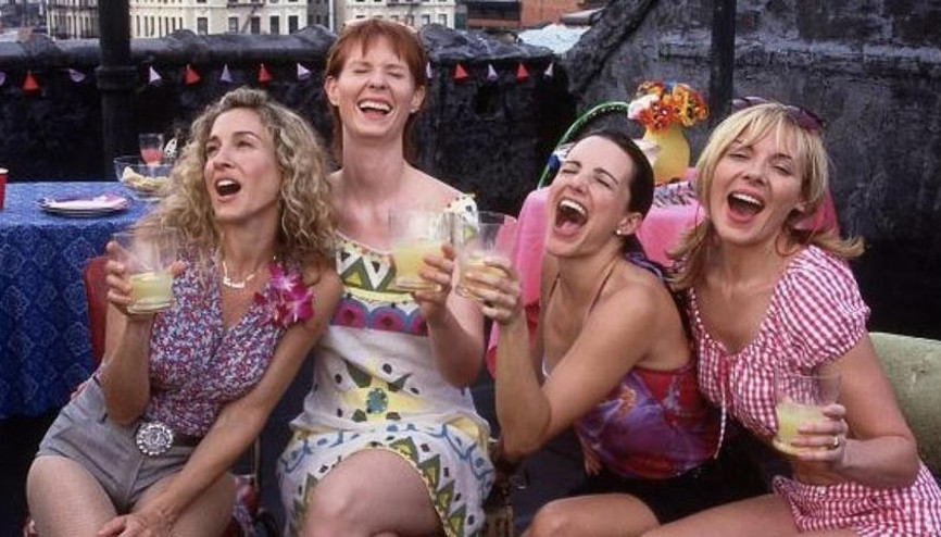 Carrie Bradshaw bugün kaldığı yerden televizyona dönse anında lime lime edilir