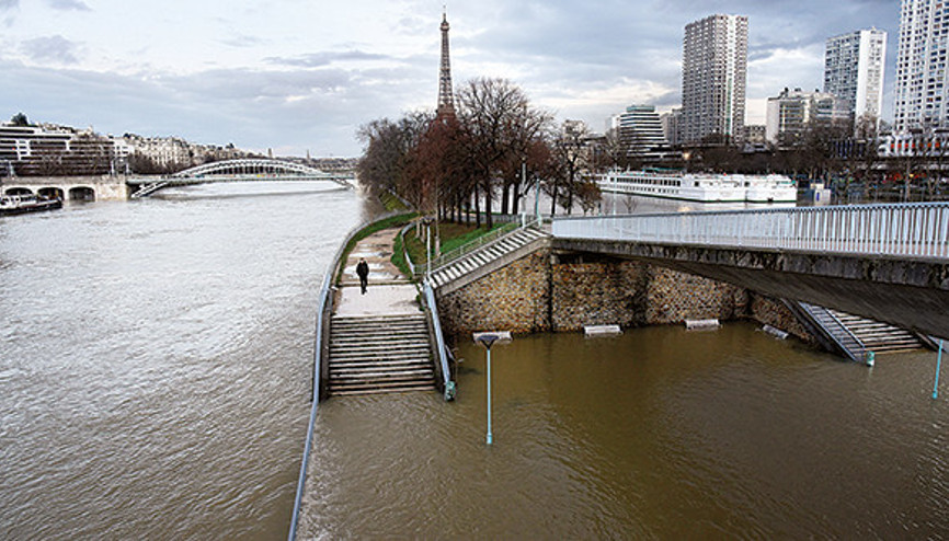 Seine Nehri Paris sokaklarında... 6 metre korkusu