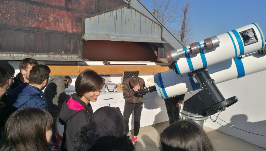 Gözlemevinde astronomi eğitimi