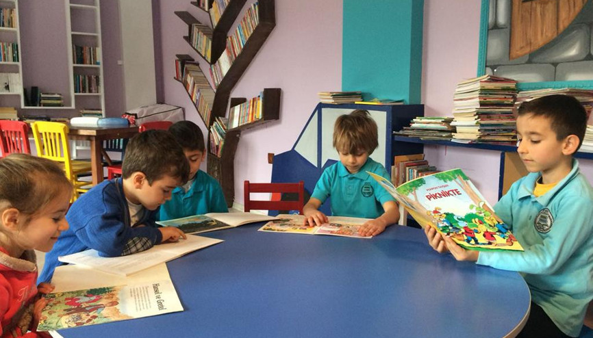 10 bin kitap kardeşliği