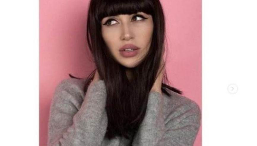 Kazakistanda bir erkek, kadın güzellik yarışmasında finale kaldı