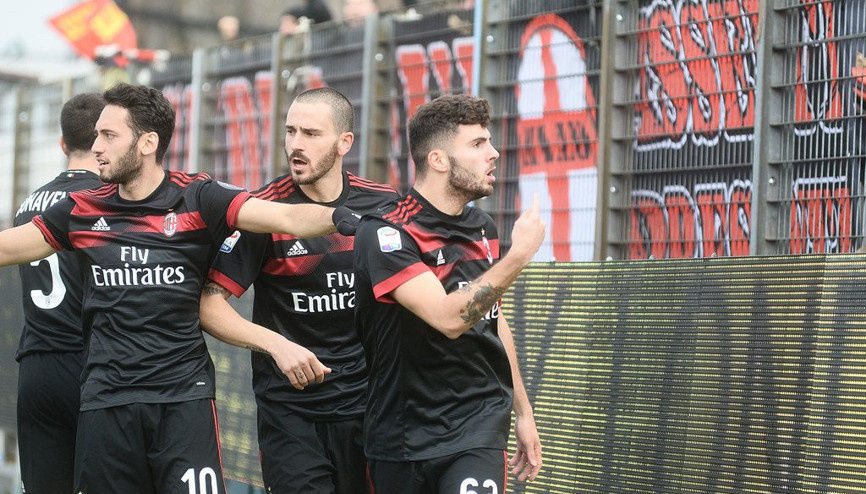 Hakanlı Milan farklı kazandı