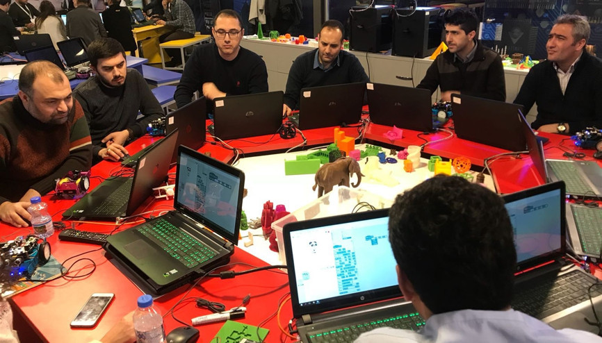 Öğretmenlere ‘Robotik Kodlama’ eğitimi