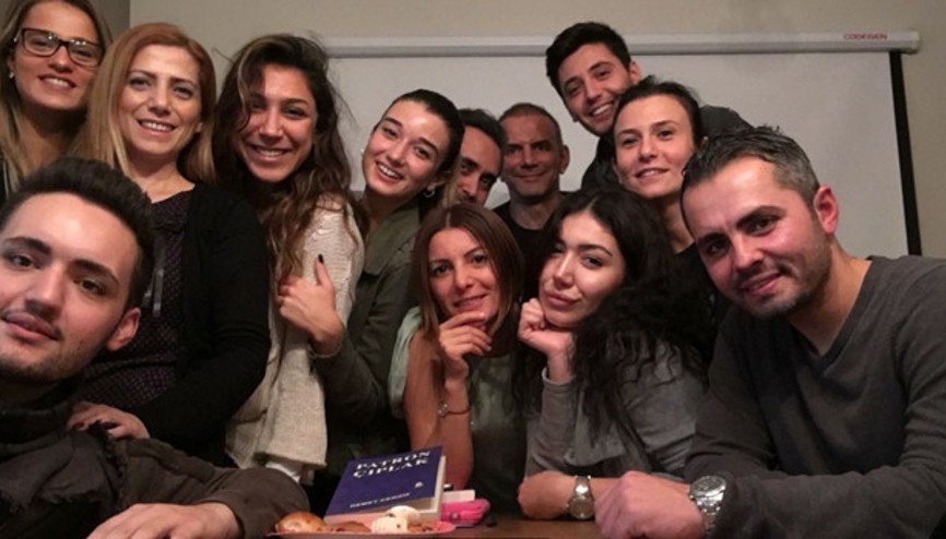 Ustalardan ders alıyorlar