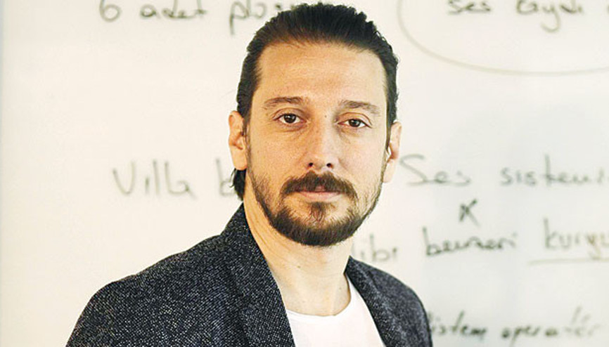 Biz aşkı tüketmeden yaşıyoruz
