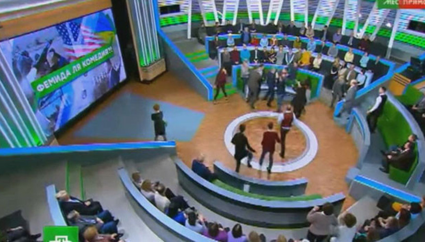 Rusyada şok Canlı yayında birbirlerine girdiler