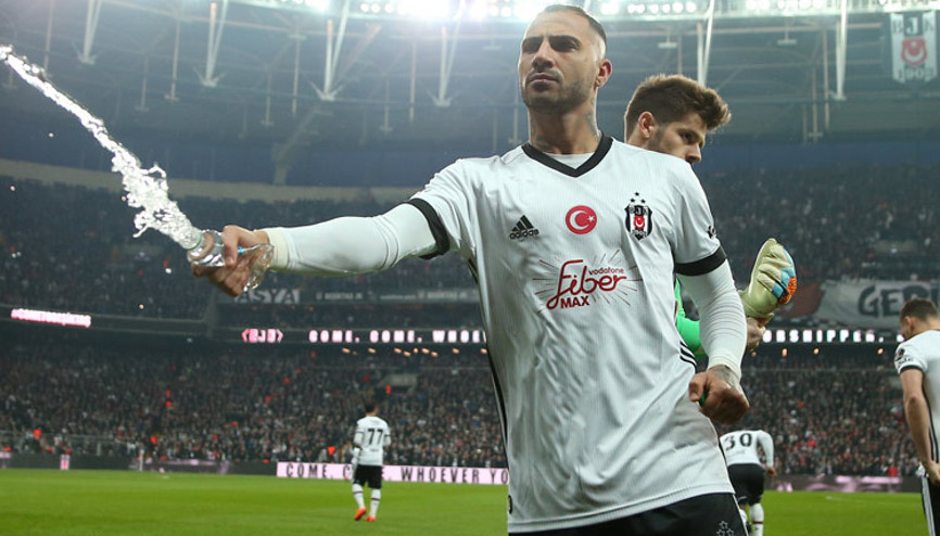 Beşiktaş - Fenerbahçe derbisinden kareler