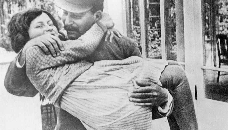 Çocuklarının gözünden diktatörler