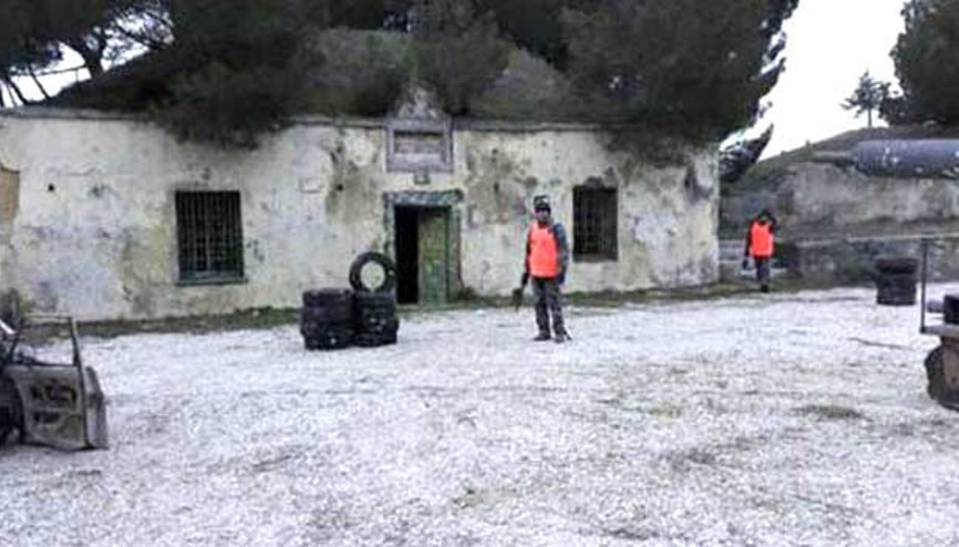 Çanakkalede tarihi tabyada paintballa soruşturma Çanakkalede tarihi tabyada paintballa soruşturma