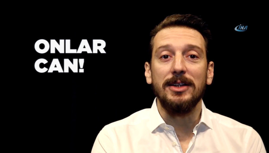 Ünlü oyuncular sokak hayvanları için kamera karşısına geçti
