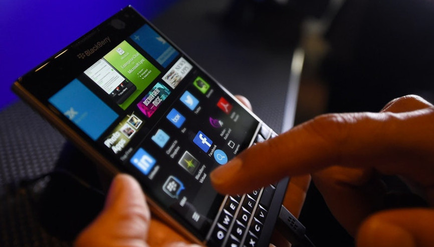 BlackBerry, WhatsAppı mahkemeye verdi