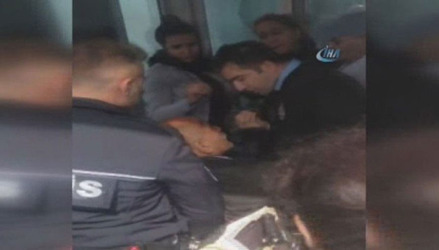 Taksim’de engelli vatandaş ile İranlı kadın arasında asansör kavgası
