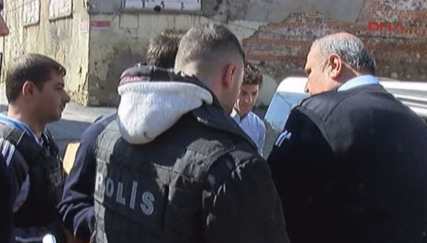 Beyoğlunda vahşet : Sandalyeye bağlanarak yakılmış halde bulundu