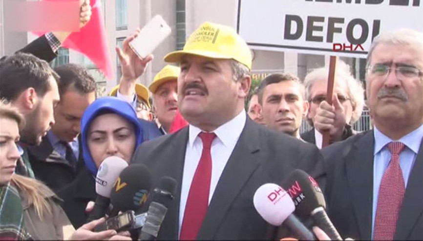 Taksicilerden UBER tehdidi: Sağı solu yakmak istemiyoruz
