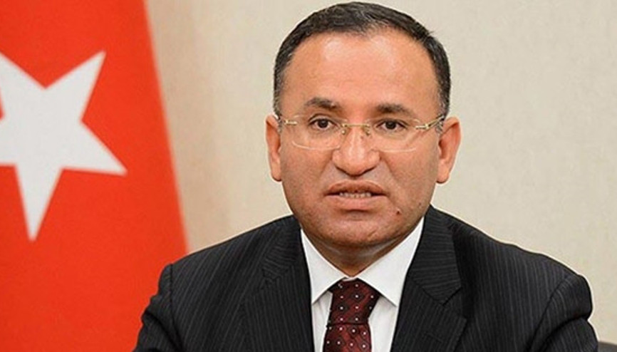 Bozdağ tepki gösterip uyardı: Sahte bal satıyorlar, arasında din anlatıyorlar