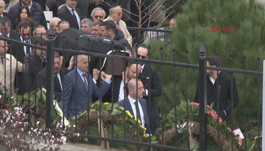 Uçak kazasında ölenlere veda