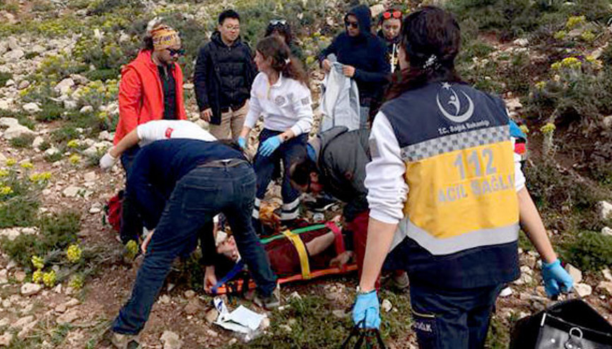 Muğlada yamaç paraşütü kazası: 2 yaralı