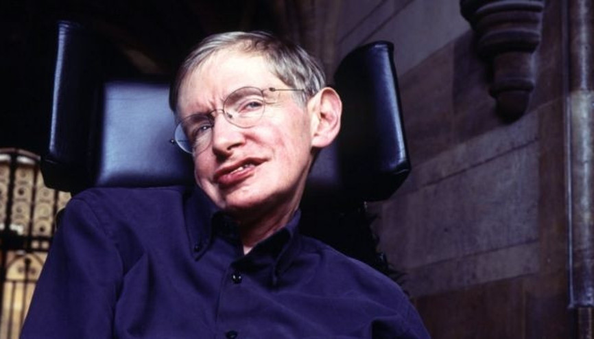 Stephen Hawkingin külleri Newtonın yanına gömülecek