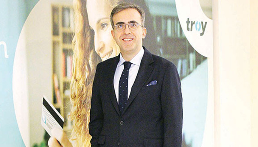 Kadınların yarısı bankasız
