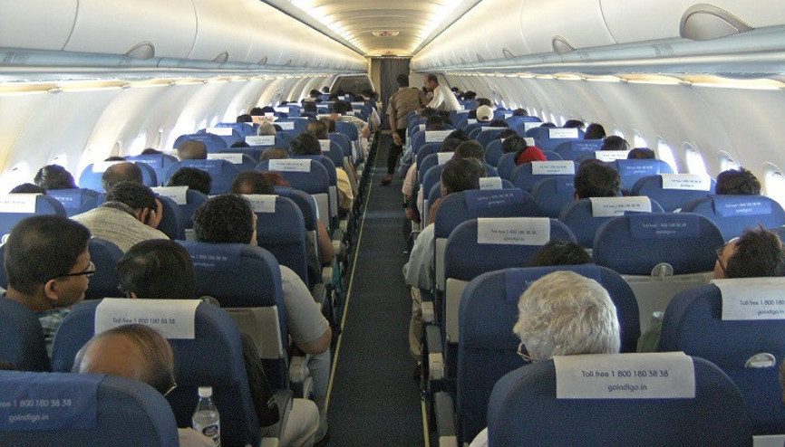 Herkesin gözünden kaçıyor ama... Uçakta hayat kurtaracak 8 adım