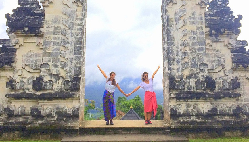 Bir dünya, iki kardeş ve 115 şehir