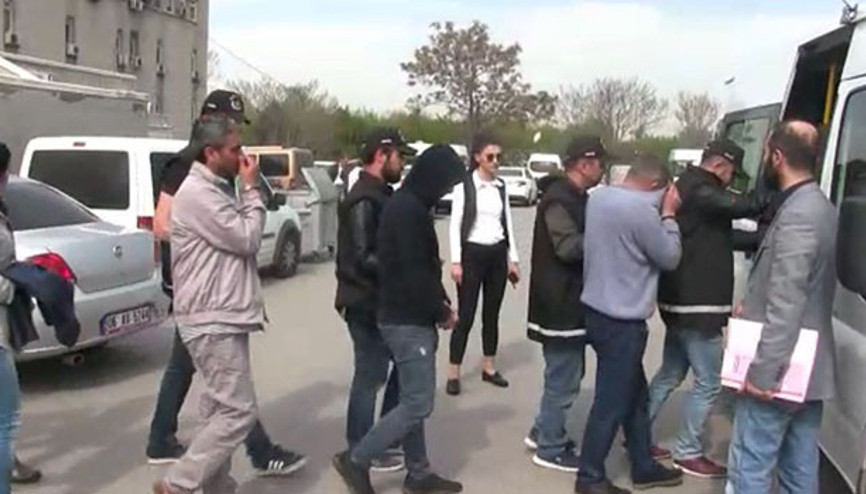 Günün en garip haberi: Penguen yakalandı örgüt çökertildi Günün en garip haberi: Penguen yakalandı örgüt çökertildi