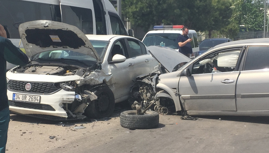 Bursada feci kaza: 3 kişi yaralandı