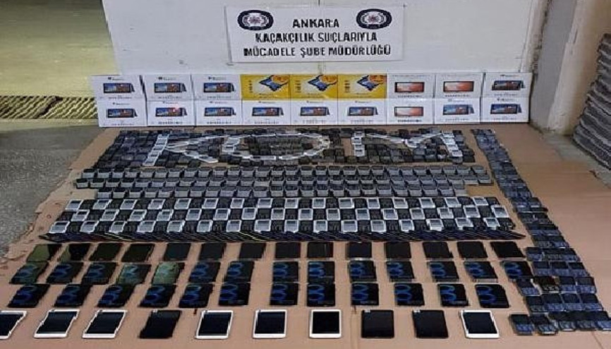 Kaçak telefon operasyonu