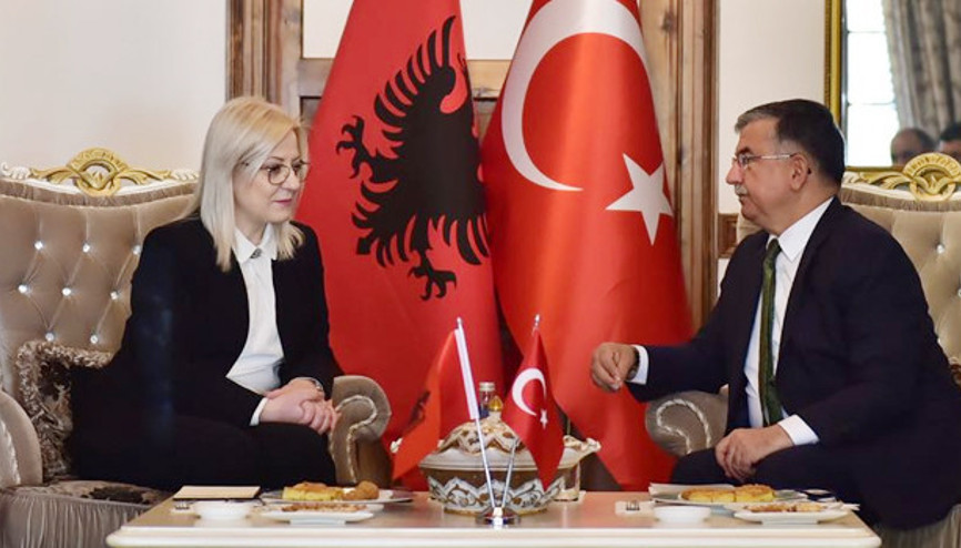 ‘Öğrencilerin farklı kültürleri tanımasını istiyoruz’ ‘Öğrencilerin farklı kültürleri tanımasını istiyoruz’