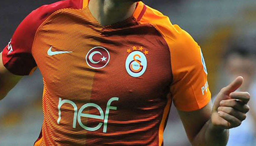 Eski yıldız Galatasaraya geri dönüyor Terim istedi...