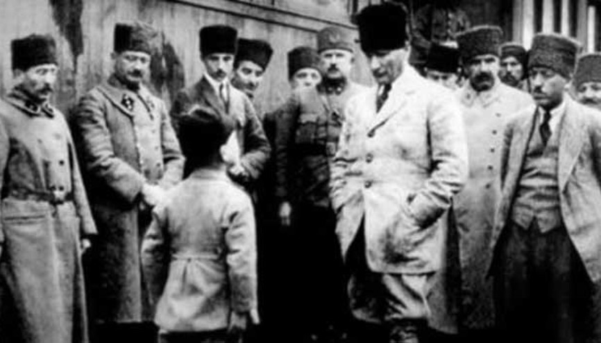 Benzemez kimse sana…