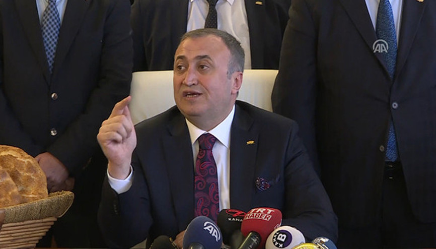 Fırıncıdan Karataya ekmek yok