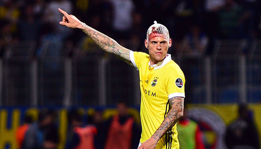 Martin Skrtele 10 dikiş...