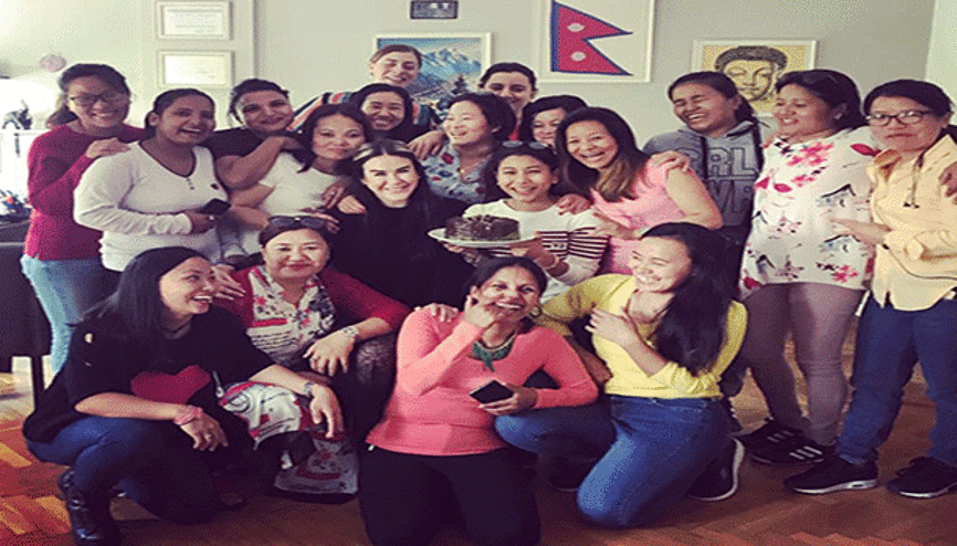 BAŞARILARIYLA YOLU AYDINLATAN KADINLAR