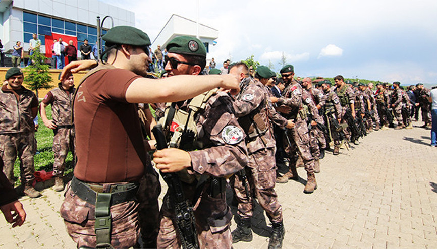 Dualarla Afrine uğurlanan PÖHler birliklerine döndü