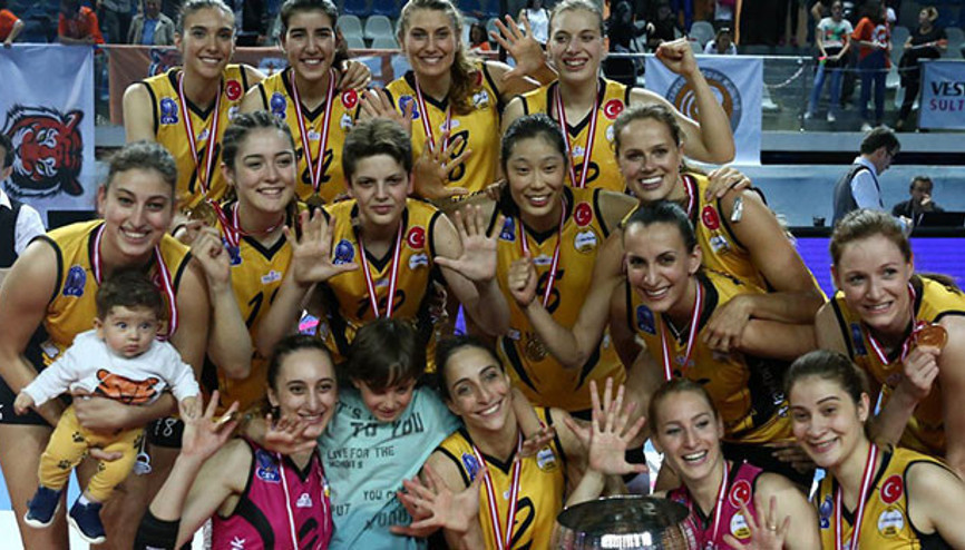 CEV Şampiyonlar Liginde VakıfBank finale yükseldi CEV Şampiyonlar Liginde VakıfBank finale yükseldi