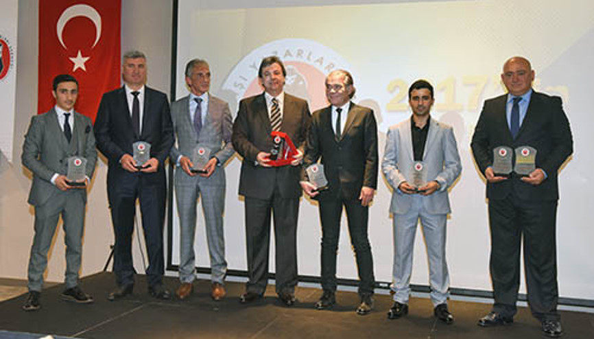 Yarış pistlerinin en iyiler ödüllerine kavuştu