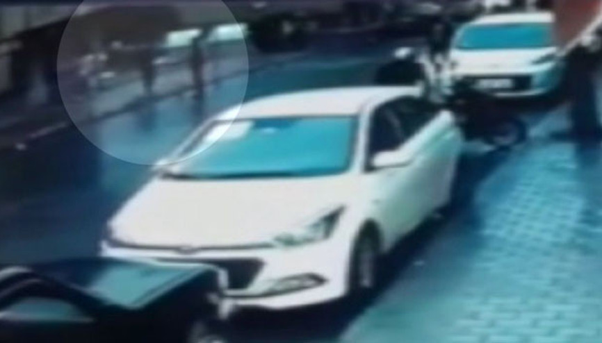 İstanbul’da “yan bakma” dehşeti kamerada