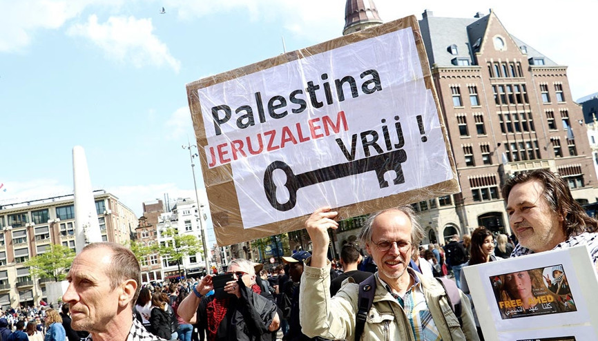 Hollanda’da ‘Nekbe’ protesto edildi