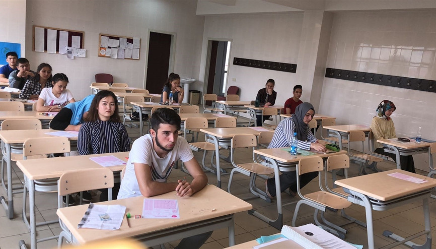 Üniversite 10 ülkede YÖS düzenledi