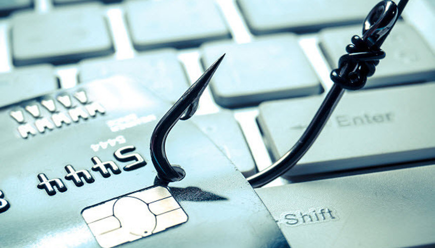 Tatil rezervasyonlarında kart ve kimlik güvenliğine aman dikkat