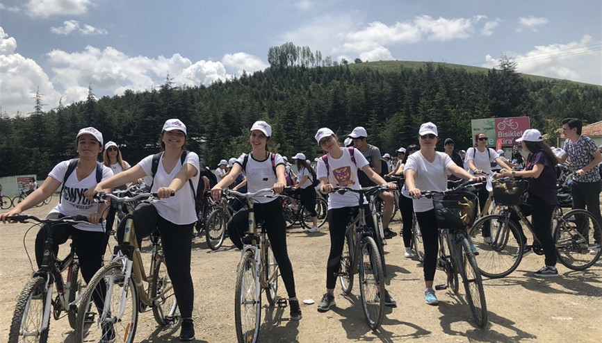 Obeziteye karşı pedal çevirdiler