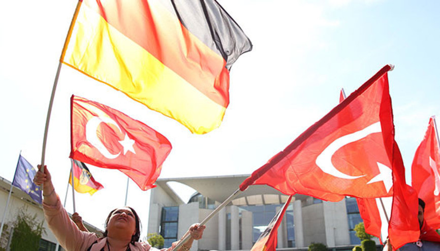 ‘Türkiye Sevdalıları’ndan Berlin’de protesto
