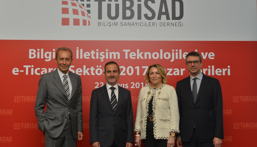 Bilişimde rekor rakam: 100 milyar TLyi aştı